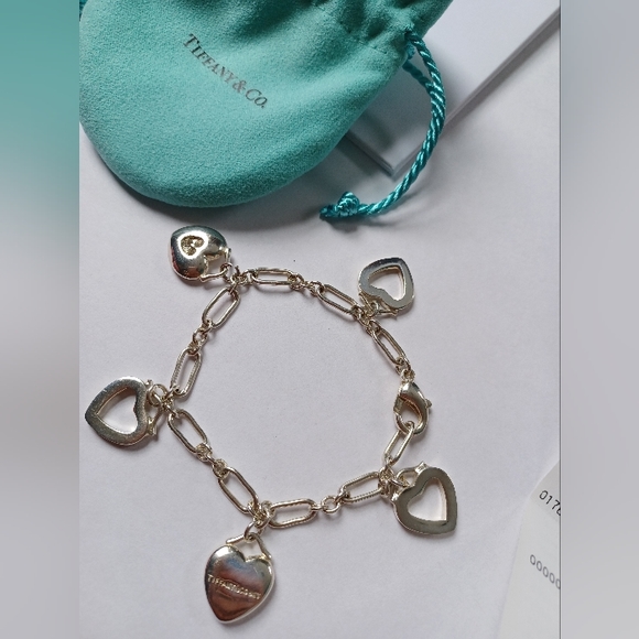 Vintage 7" Tiffany & Co. 925 Silver Heart Charm Bracelet - Picture 3 of 12